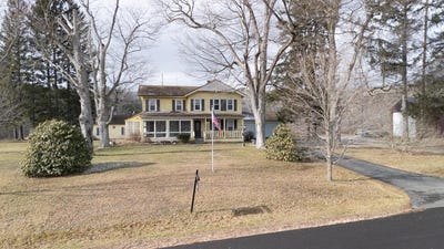 /international/us/177-old-barton-road-barton-ny-110099933183/