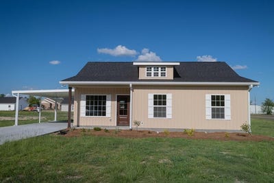 /international/us/36-walton-way-hazlehurst-ga-110098852143/