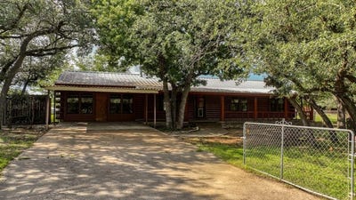 /international/us/4206-ruby-drive-granbury-tx-110100869395/