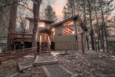 /international/us/41789-comstock-lane-big-bear-lake-ca-110106375686/