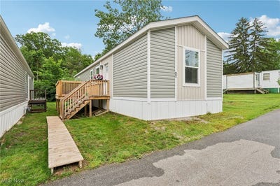 /international/us/8323-eagle-road-unit-37-kirtland-oh-110100799829/