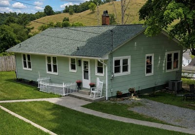 /international/us/154-clinch-avenue-north-tazewell-va-110108819964/