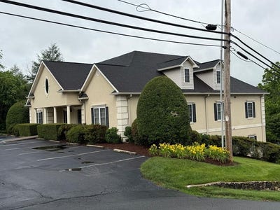 /international/us/730-east-second-st-blue-ridge-ga-110108425996/