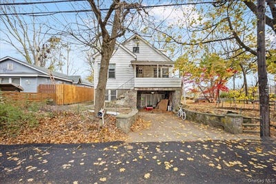/international/us/116-lake-drive-lake-peekskill-ny-110107850162/
