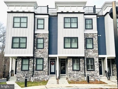 /international/us/2001-hyview-terrace-fort-washington-pa-110106622718/