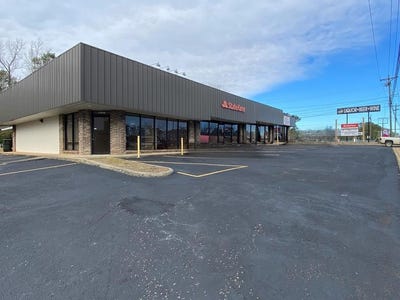 /international/us/1390-s-forest-avenue-luverne-al-110096486937/