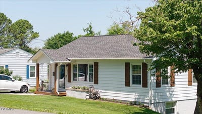 /international/us/911-lake-drive-johnson-city-tn-110100510495/