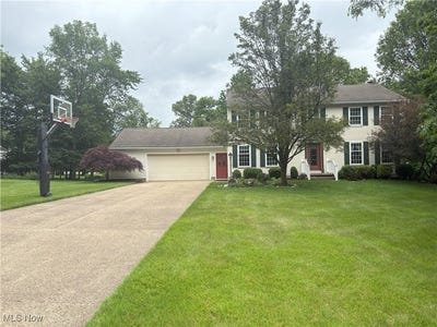 /international/us/3611-mark-drive-broadview-heights-oh-110100324324/
