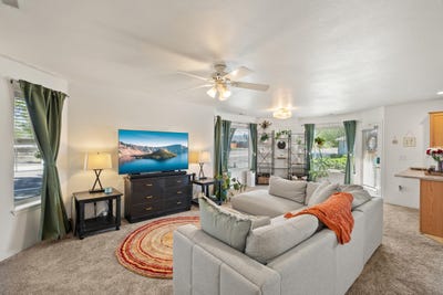 /international/us/3015-merriman-road-medford-or-110107932846/