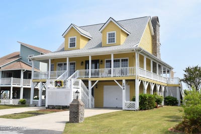 /international/us/188-greensboro-street-holden-beach-nc-110091840181/