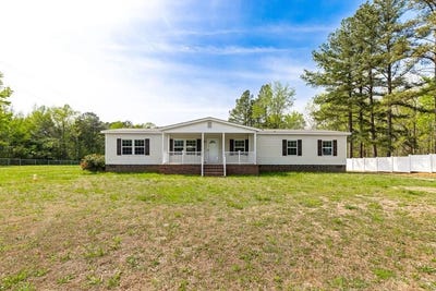/international/us/1473-burkeville-road-victoria-va-110107461449/