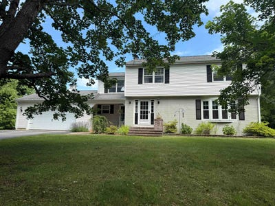 /international/us/86-chamberlain-street-rochester-nh-110101147803/?lang=es