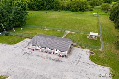 /international/us/2389-n-state-road-ionia-mi-110100620523/