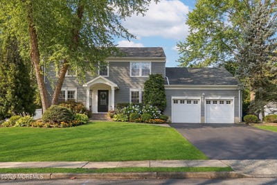 /international/us/218-michael-drive-red-bank-nj-110106847717/