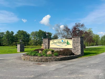 /international/us/160-tommy-trail-coxsackie-ny-110099910256/