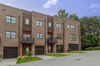 /international/us/208-asher-springs-circle-fuquay-varina-nc-110106587921/