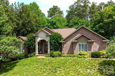 /international/us/116-28th-avenue-nw-hickory-nc-110108466450/
