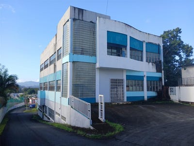 /international/us/97-state-road-2-pueblo-viejo-guaynabo-pr-110106978180/