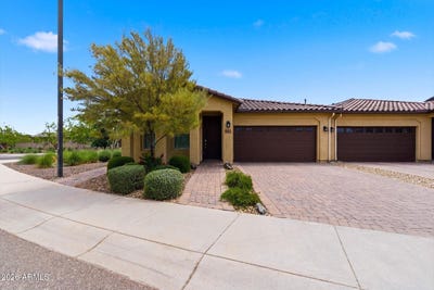 /international/us/17211-w-whispering-wind-road-surprise-az-110107282830/