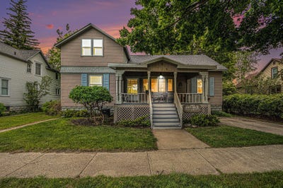 /international/us/706-w-loomis-street-ludington-mi-110092333210/