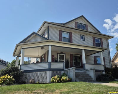 /international/us/1215-central-avenue-auburn-ne-110108351241/