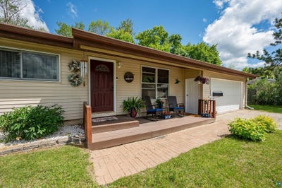 /international/us/715-allen-dr-grand-rapids-mn-110109085460/