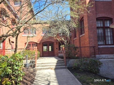 /international/us/839-main-street-torrington-ct-110107085152/