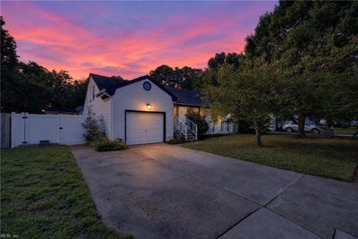 /international/us/9-baywood-lane-portsmouth-va-110120118637/