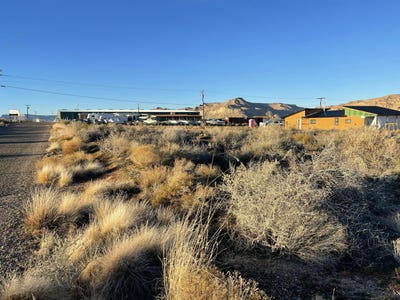 /international/us/1020-s-independence-way-big-water-ut-110104930169/