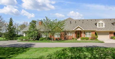/international/us/109-tradition-circle-lexington-ky-110107981460/