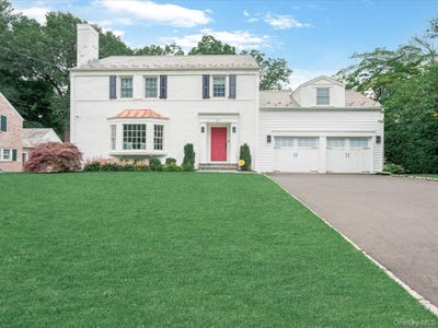/international/us/41-strickland-place-manhasset-ny-110109429107/