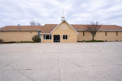/international/us/1220-4th-street-perry-ia-110106310779/