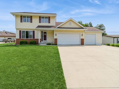 /international/us/1506-w-17th-street-s-newton-ia-110099888414/