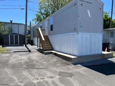 /international/us/20-watts-street-south-river-boro-nj-110108230077/