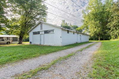 /international/us/209-florence-street-dalton-ga-110107784560/
