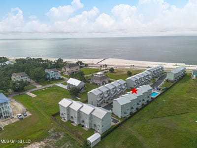 /international/us/723-beach-boulevard-long-beach-ms-110101014717/