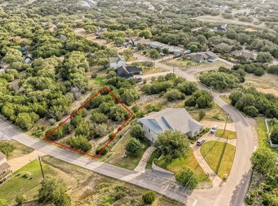 /international/us/22317-briarcliff-dr-spicewood-tx-110107511494/