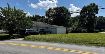 /international/us/1071-old-eccles-road-beckley-wv-110100901980/