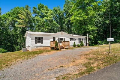 /international/us/2815-lyle-circle-dalton-ga-110108198450/