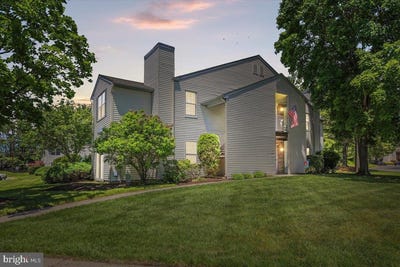 /international/us/9-village-court-mount-laurel-nj-110107992702/