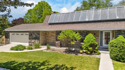 /international/us/2506-geele-ave-sheboygan-wi-110108427150/