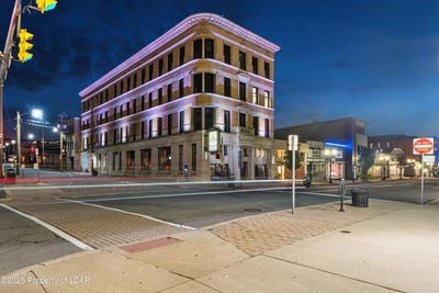 /international/us/2-s-main-street-pittston-pa-110103719555/