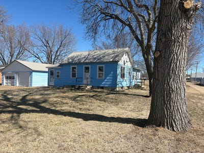 /international/us/240-north-9th-avenue-burwell-ne-110106550494/