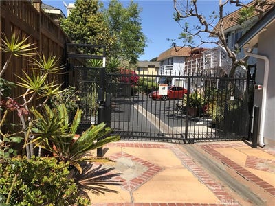 /international/us/356-e-20th-street-costa-mesa-ca-110120415949/
