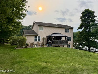 /international/us/61-high-view-drive-coal-township-pa-110119566809/