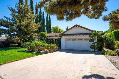 /international/us/17518-index-street-granada-hills-ca-110120152827/