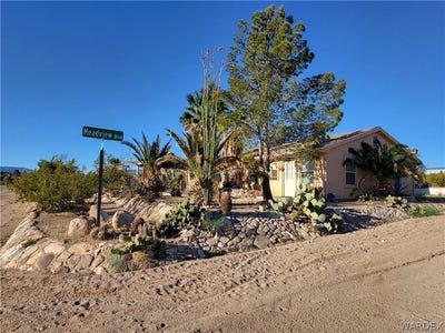 /international/us/30195-n-catalina-drive-meadview-az-110107404918/