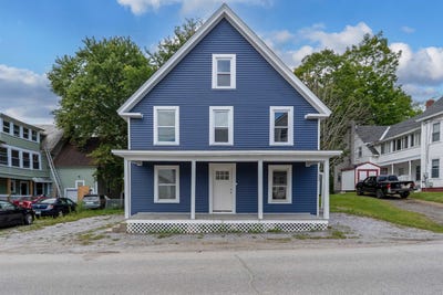 /international/us/16-beech-street-newport-nh-110110131191/