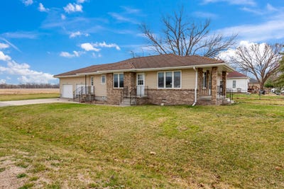 /international/us/103-park-street-silver-city-ia-110106988173/