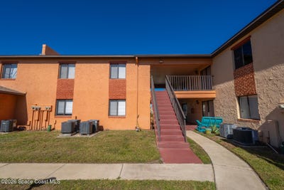 /international/us/232-san-juan-circle-melbourne-fl-110104949035/